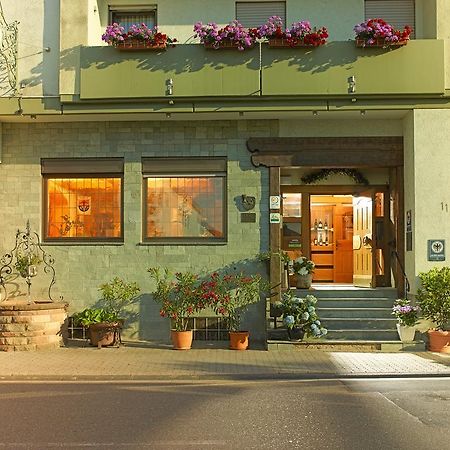 Hotel Loesch Pfaelzer Hof Romerberg Buitenkant foto